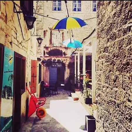 Towerhousesasso Guest house Trogir