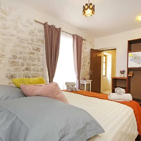 Guest house Towerhousesasso